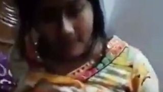 Hot Bangladeshi Girl’s Nude Video